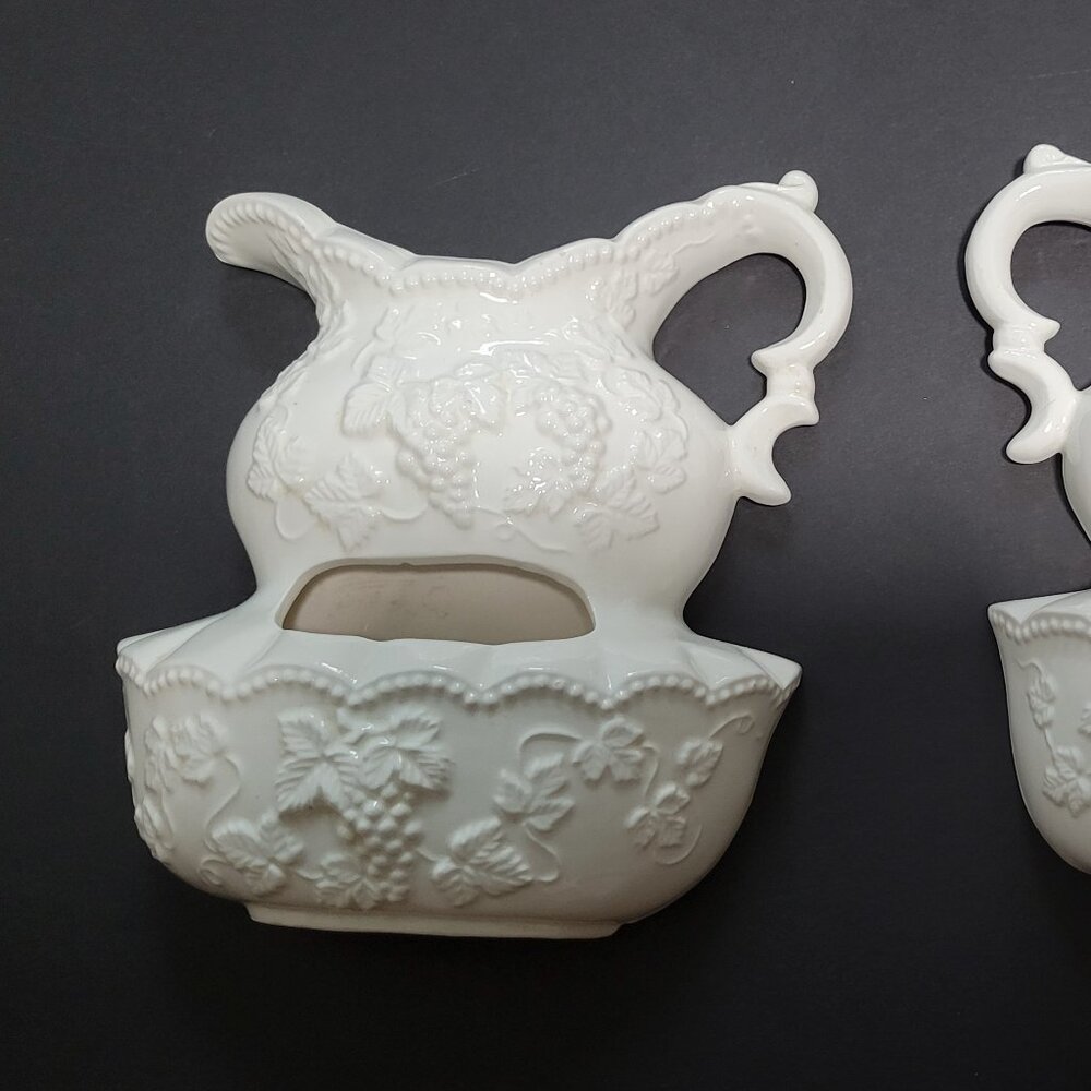 Vintage pair of white grapevine Decorama wall planter pockets.